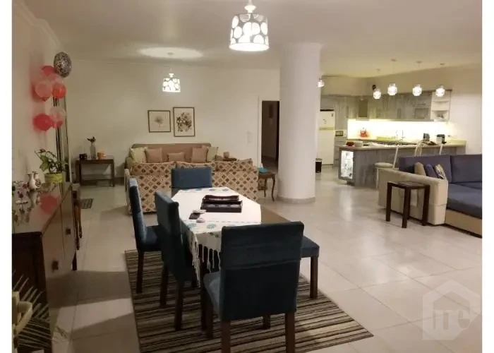 Dining area within a furnished apartment for rent in Banafseg