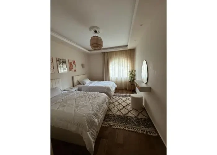 Furnished apartment for rent in Hyde Park twin bedroom