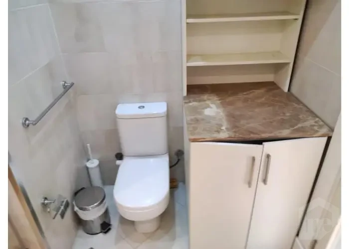 شقه مفروشه للأيجار في قطاميه هايتس حمام مجهز