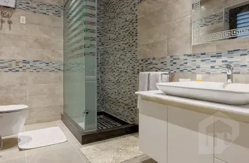Prime Location | Fully Furnished Apartment in Lake View
