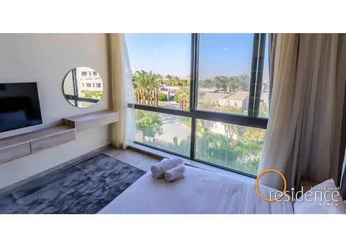Apartment For Rent In Lake View