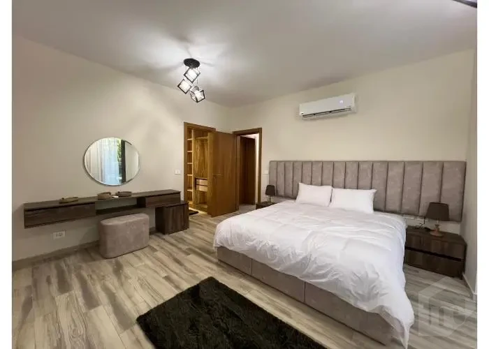 Flat For Rent In East Town