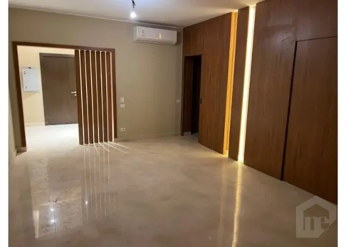 شقه مفروشه للايجار في سوديك فيليت 160 متر غرفة مع دواليب