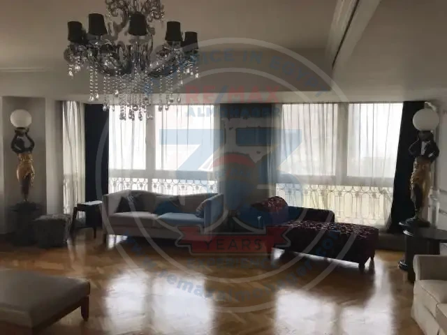 For sale in Giza, 400 sqm, 3 bedroom apartment