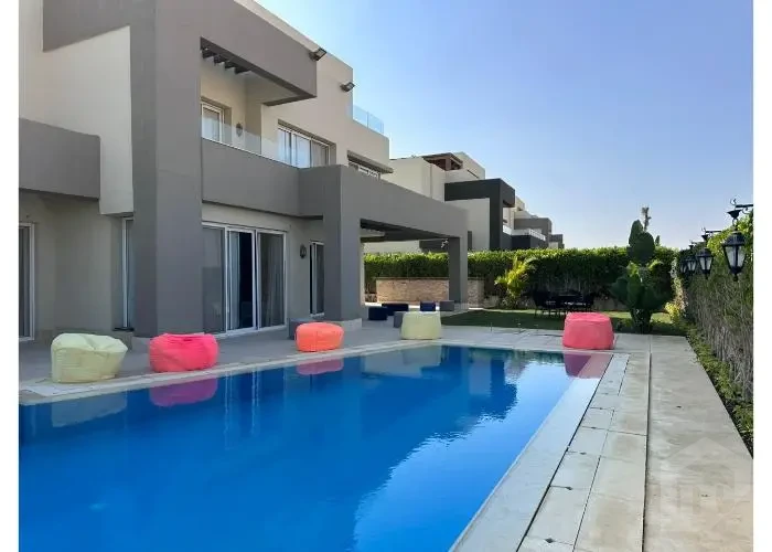 Stand Alone For Rent In Hyde Park