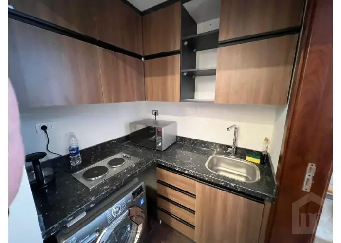 Furnished studio for rent in Eastown Fifth Settlement kitchen