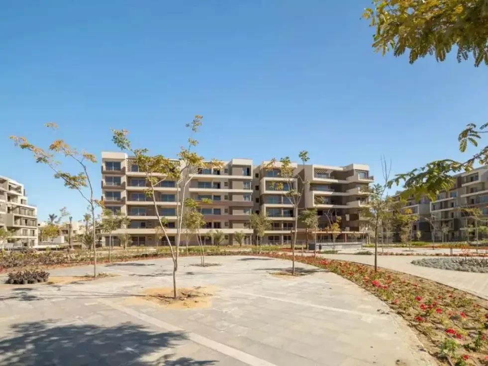 for sale ground floor apartment with garden Palm Hills