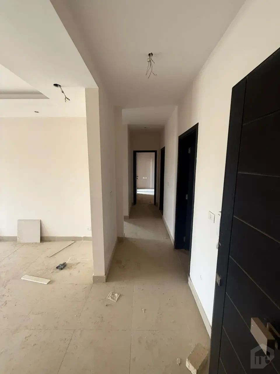 شقة أرضي بحديقة للإيجار في ذا أدريس إيست