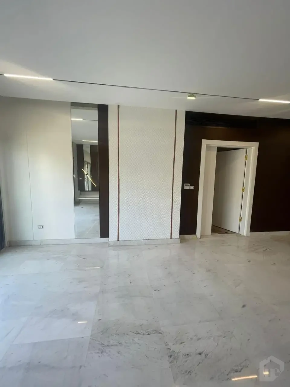 شقة ارضي بجاردن للايجار داخل كمبوند راقي