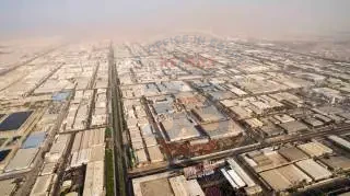 أرض للبيع فى المنطقة الصناعية بالعين السخنة بموقع واسع