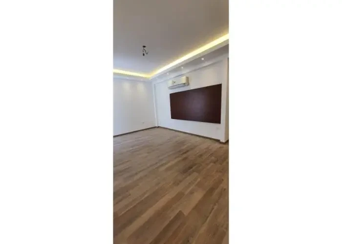 IVilla for rent in Mountain View Hyde Park spacious living room
