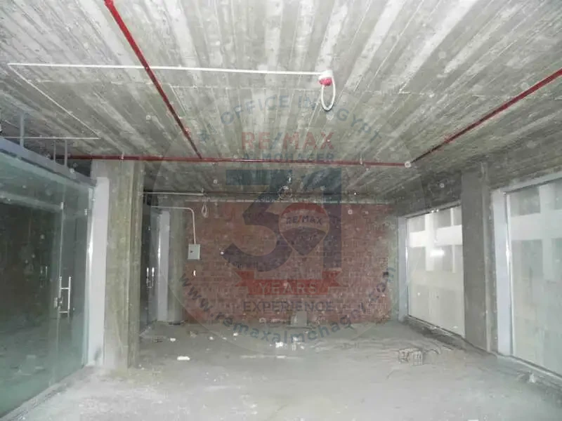 Commercial unit for sale in Fifth Settlement