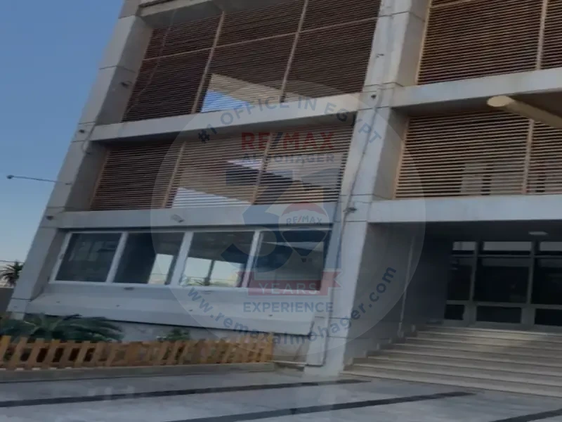 شقة فاخرة للبيع بالقاهرة