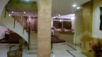 في التجمع الاول دوبليكس 3 غرف للايجار