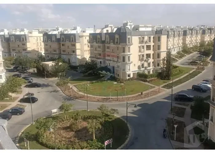 Panoramic view from a penthouse for sale in Mountain View Hyde Park