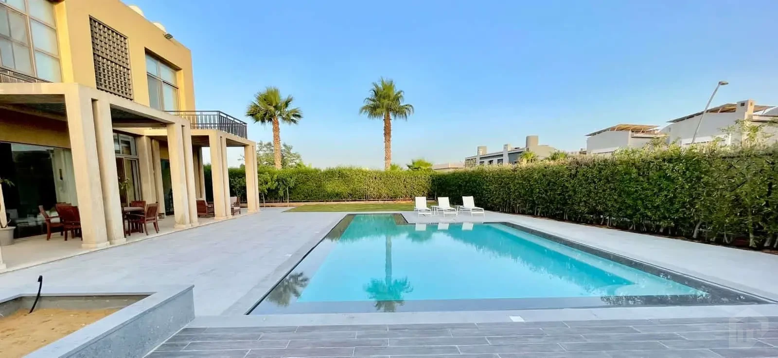 Rare 1,000 SQM Villa | Pool, Sauna & Pool House