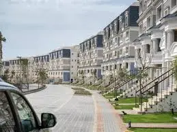 Mountain View Hyde Park – iVilla Roof for Sale