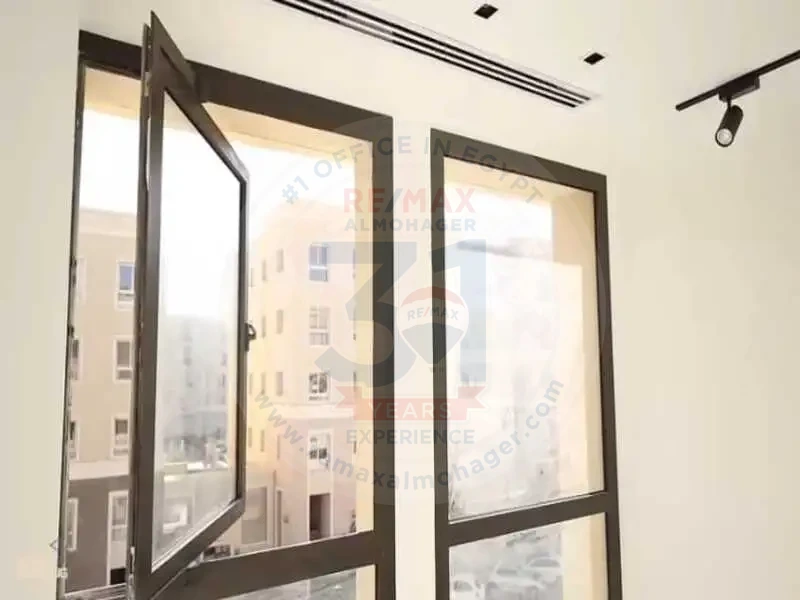Administrative unit for rent in Fifth Settlement