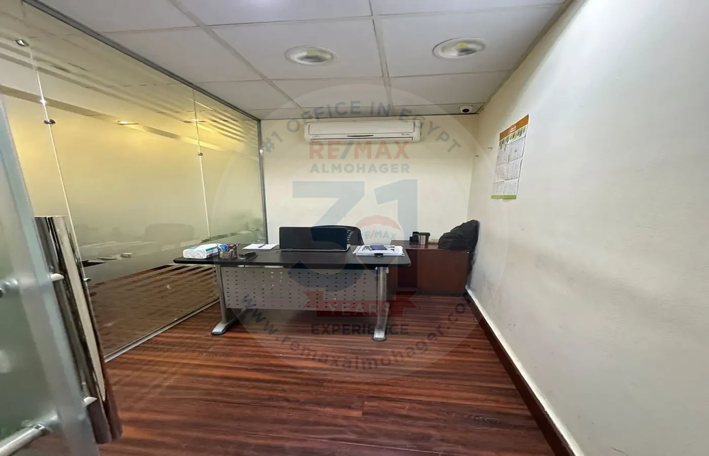 Apartment suitable for an office for sale in the old Obour buildings in Salah Salem, 158 m, distinctive view