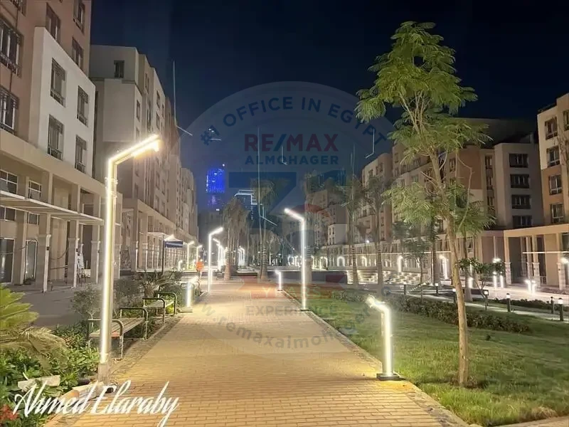 شراء شقه فى كمبوند المقصد