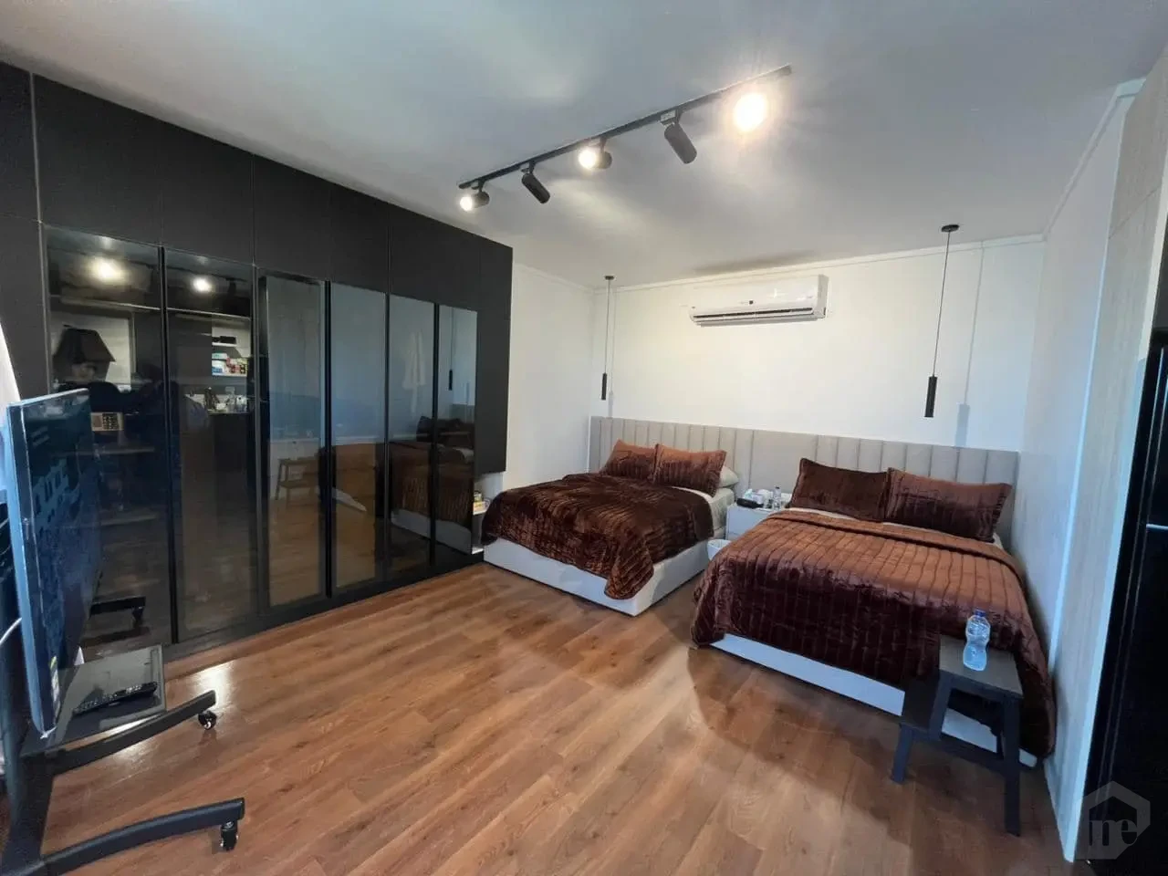 Fully Furnished Penthouse for Rent