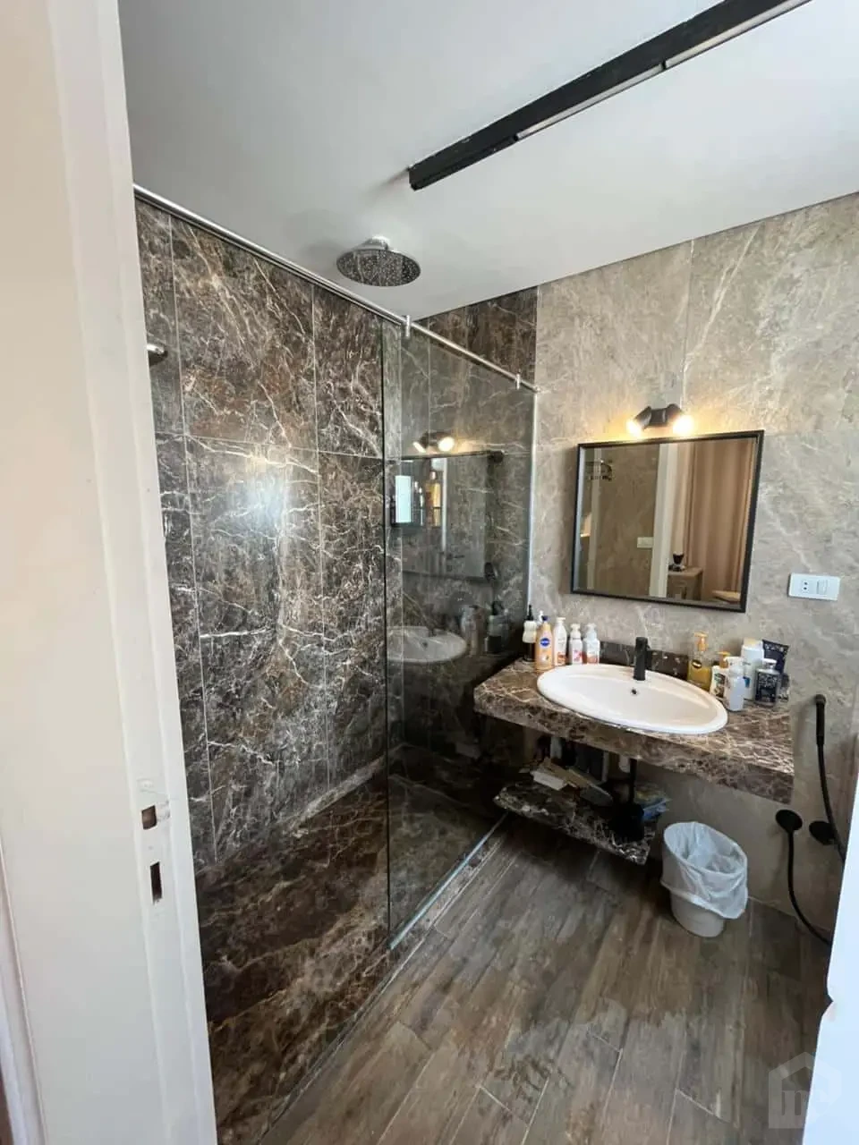 Penthouse for Rent Inside a Quiet Gated Compound