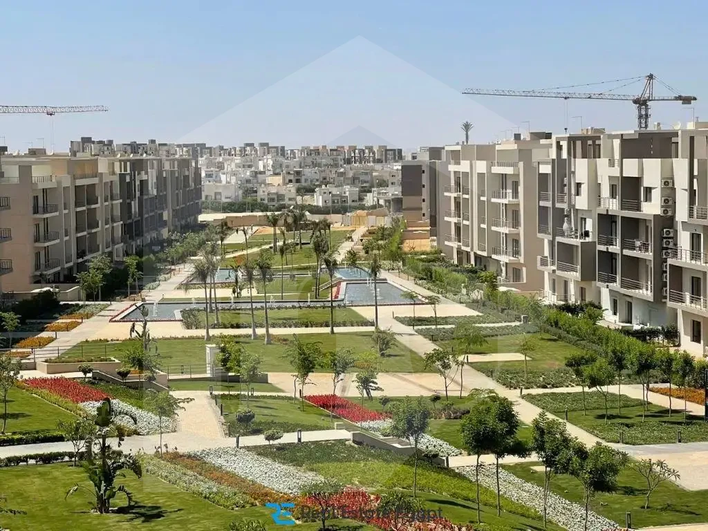 بنتهاوس للإيجار فى كمبوند فيفث سكوير 3 نوم