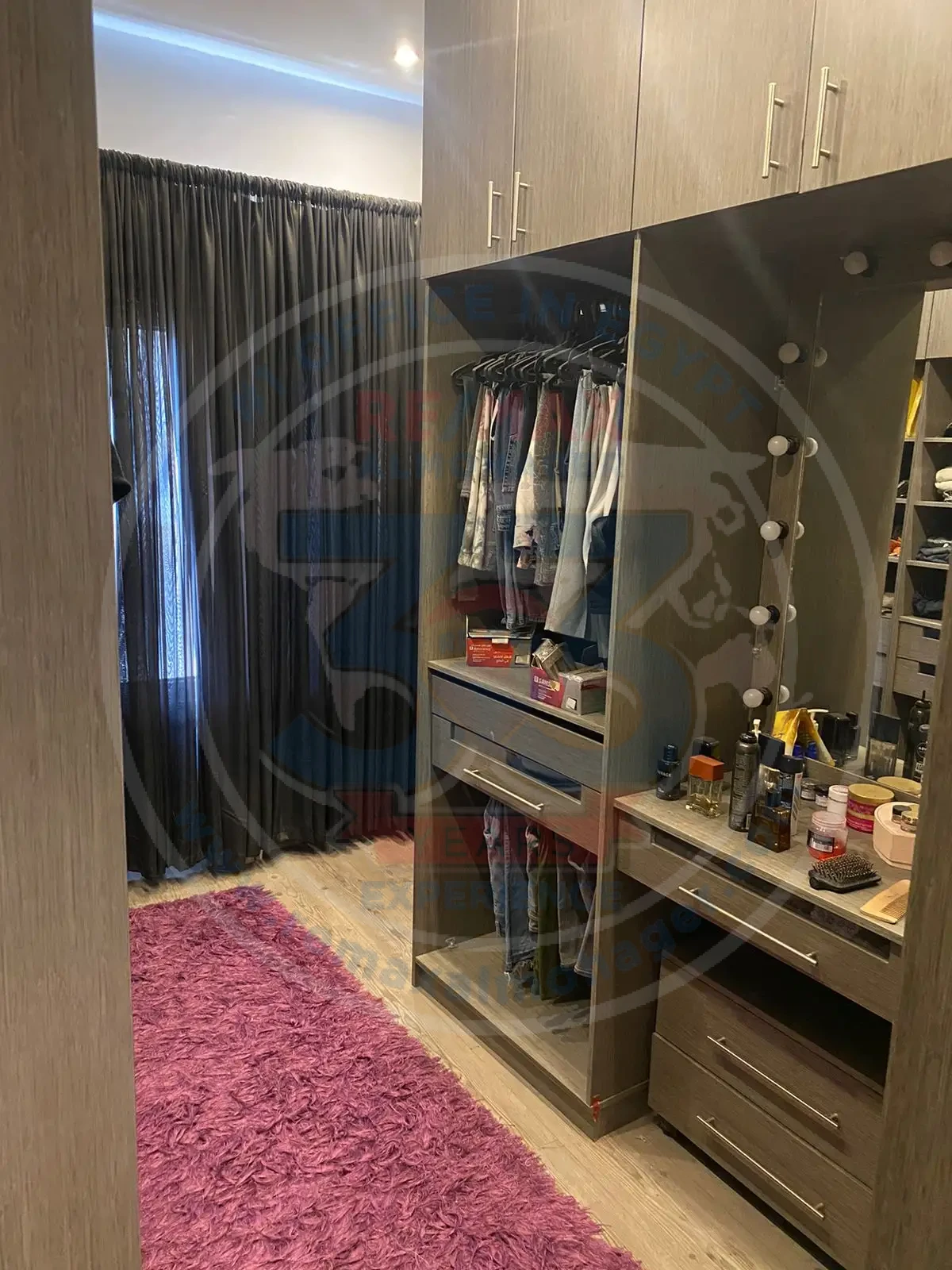 Apartment for rent in Galleria Moon Valley Compound, 184m