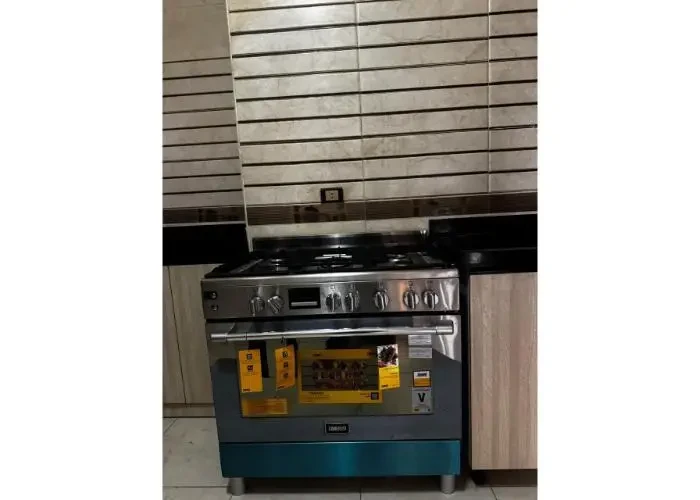 Penthouse 3 Bedrooms For Rent In Village Gate