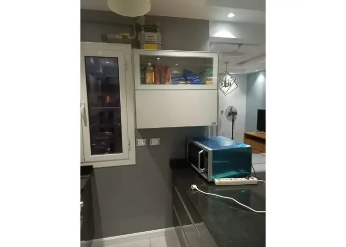 مطبخ مجهز بأحدث المعدات في بنتهاوس للبيع في ماونتن فيو هايد بارك.