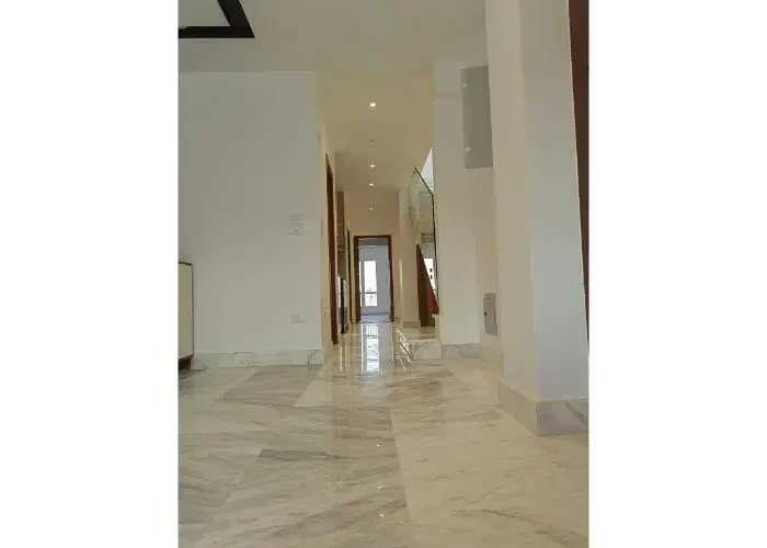 للبيع وحده