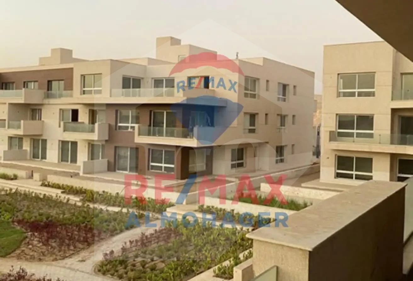 Exclusive 247 sqm Penthouse | Peak Location Soleya | INERTIA Development