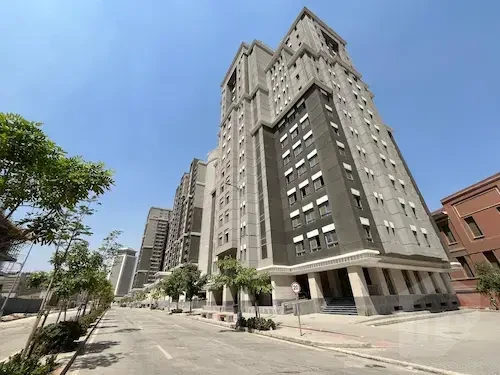 Corner retail shop for sale in Maspero Triangle facade