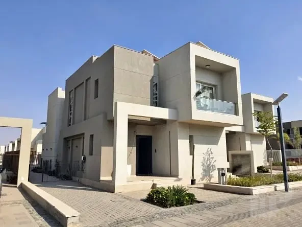 فيلا مستقلة مميزة في بادية بالم هيلز - أقل من سعر السوق | جاهزة للسكن
