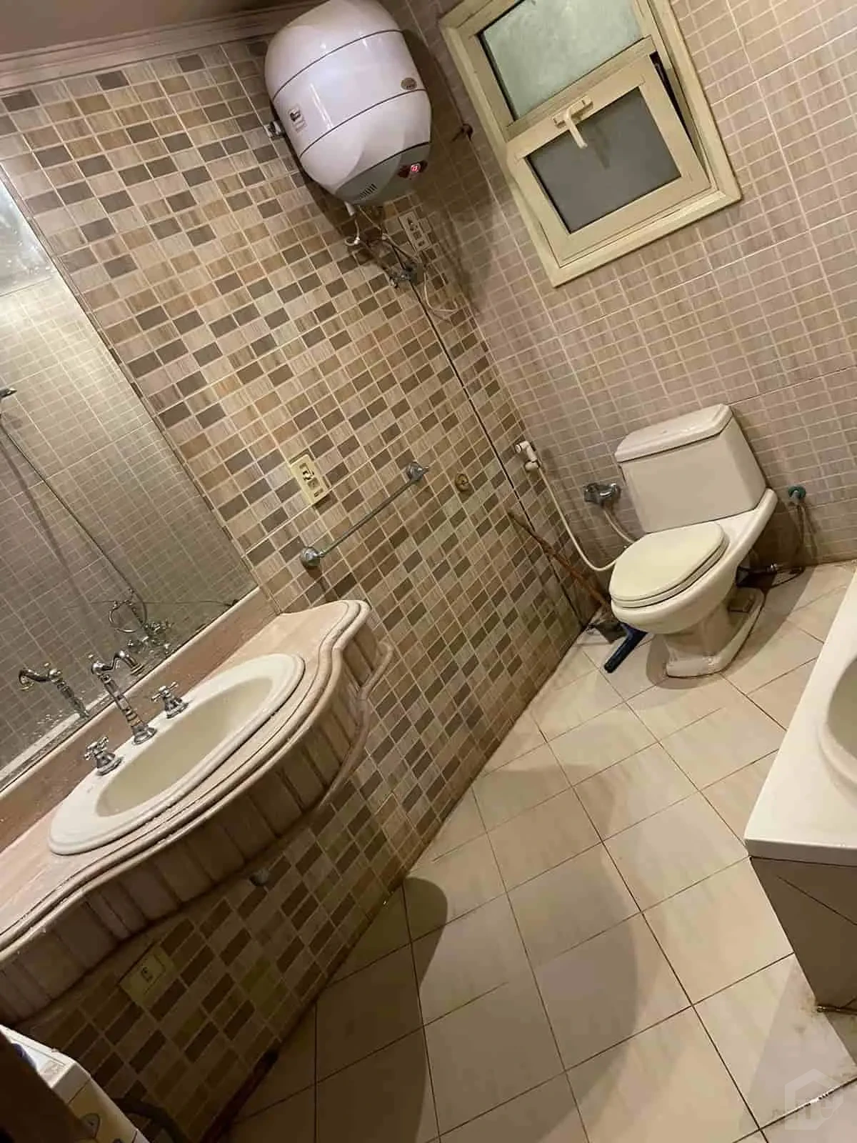 توين هاوس مناسب للعائلات للبيع في كمبوند حدائق المهندسين