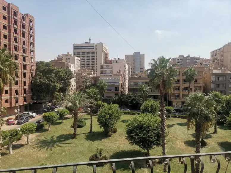 Ard El Golf apartment for sale