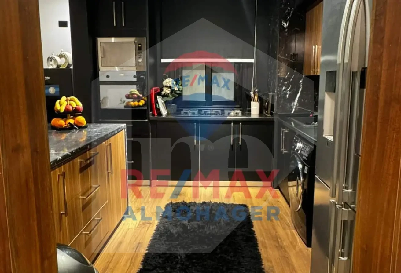 Luxury Resale Apartment in Mountain View Hyde Park - Fully Finished Move-in Ready