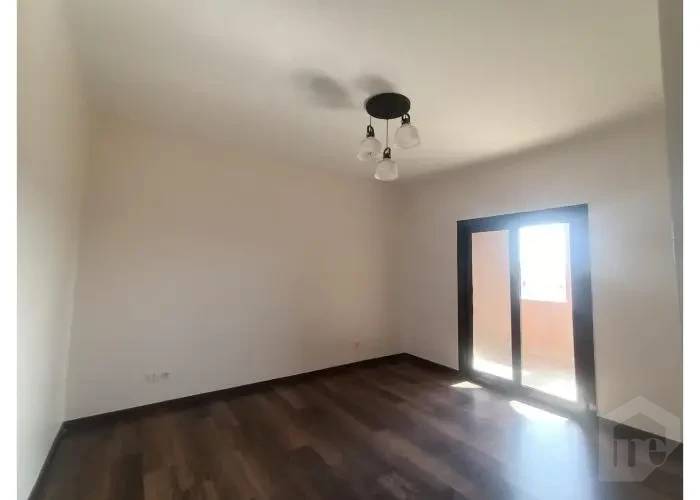 شقه للأيجار في ميفيدا
