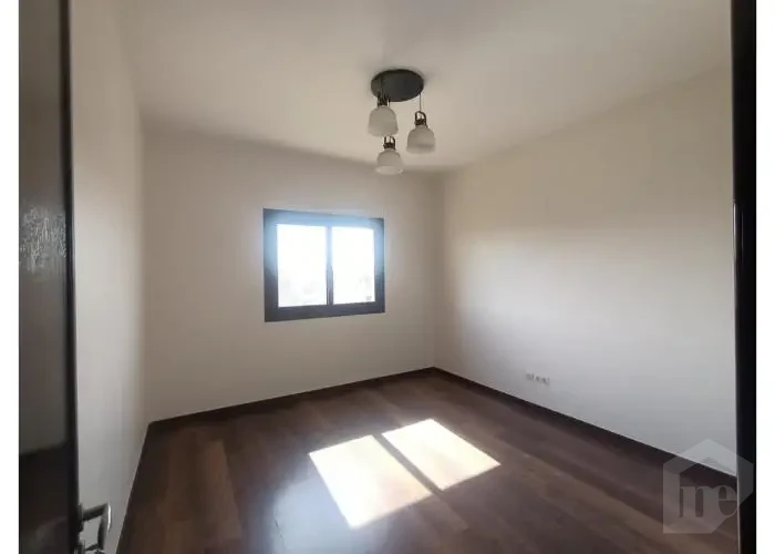 وحده  للأيجار في ميفيدا