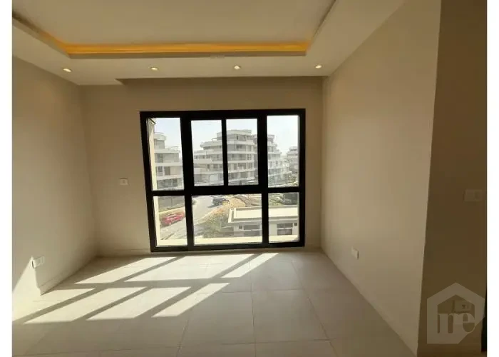 شقه نصف مفروش للايجار في سوديك فيليت
