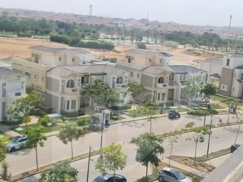 بنتهاوس للبيع في ماونتن فيو هايد بارك فيلات داخل الكمبوند