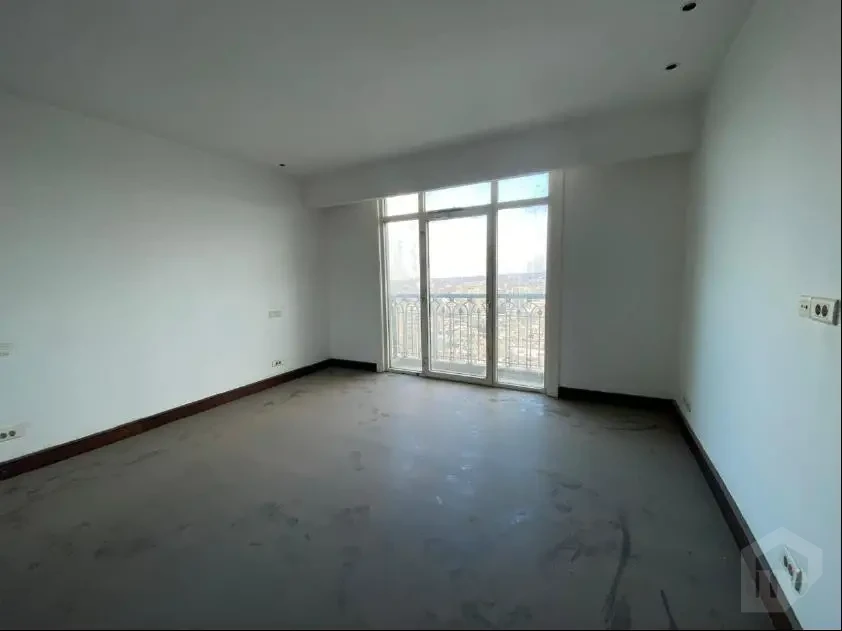 Hotel apartment for sale in Four Seasons Nile Plaza bedroom