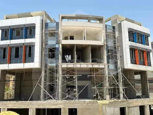 Commercial shop for sale at new cairo south investors