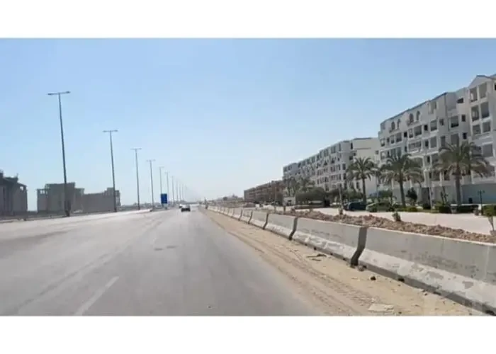 محل للبيع في بورتو مارينا