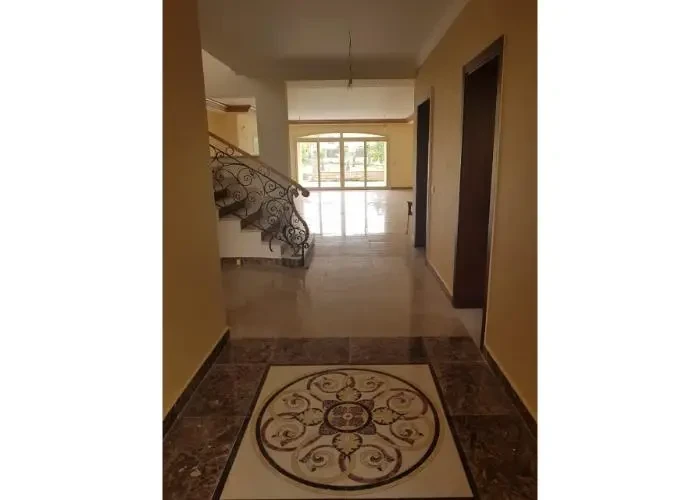 للأيجار ستاند الون