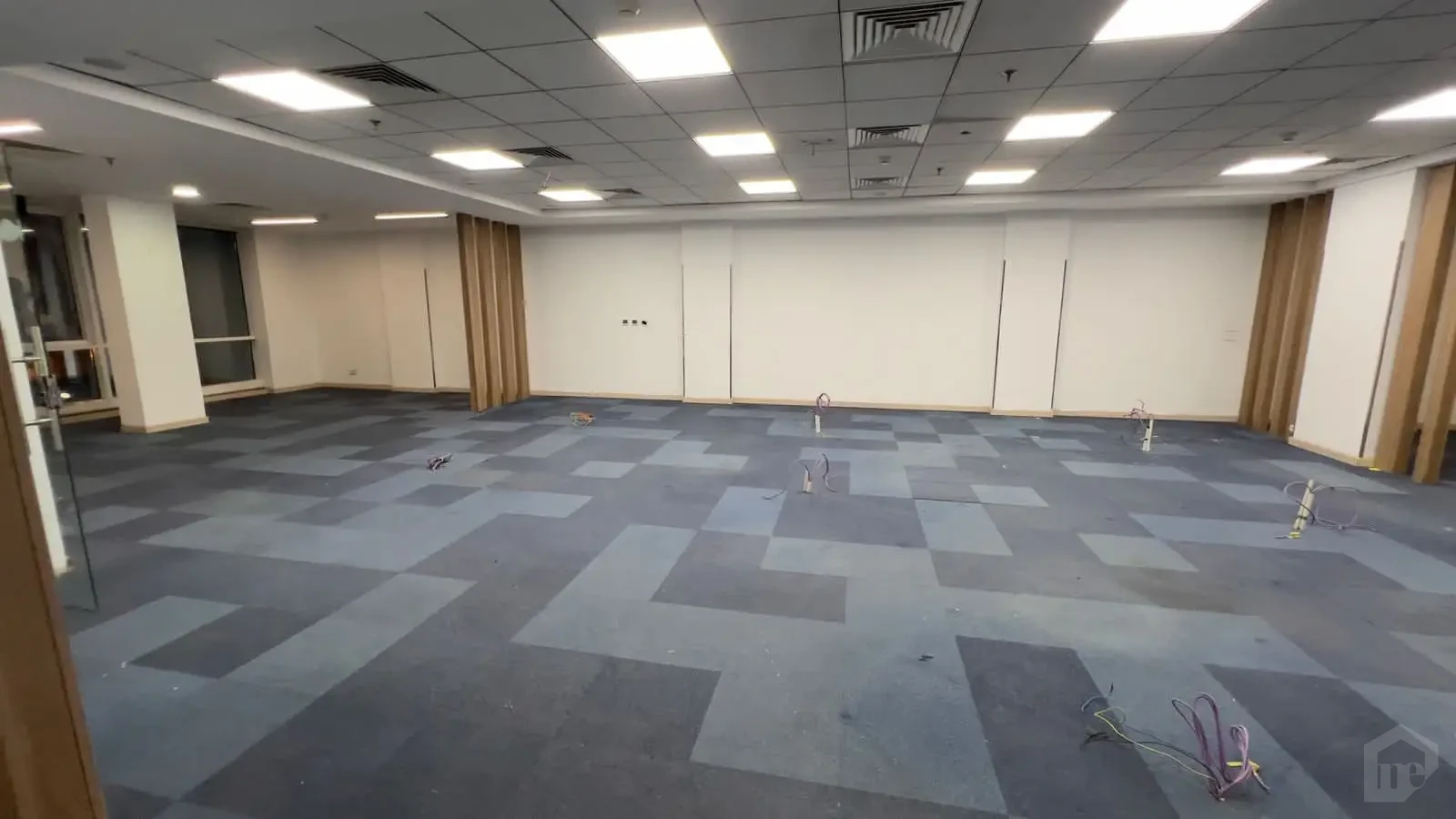 Prime Office Building for Rent in the Banking District