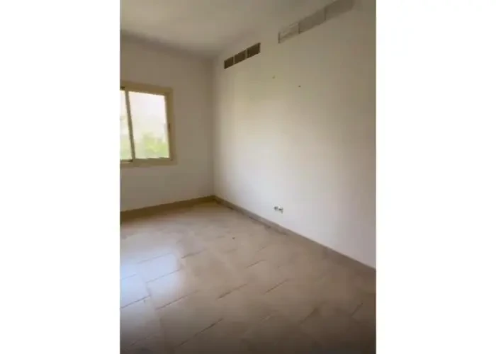 للأيجار ستاند الون