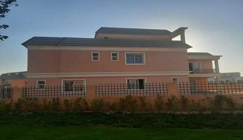 Villa for sale in the Fifth Settlement, New Cairo