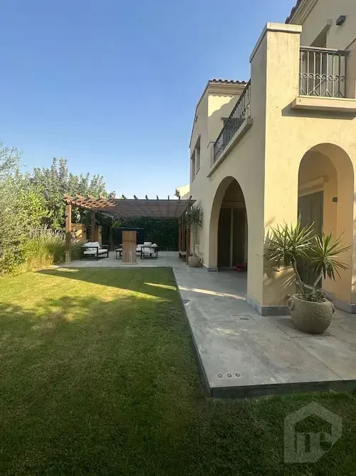 Standalone for sale in Mivida private outdoor garden
