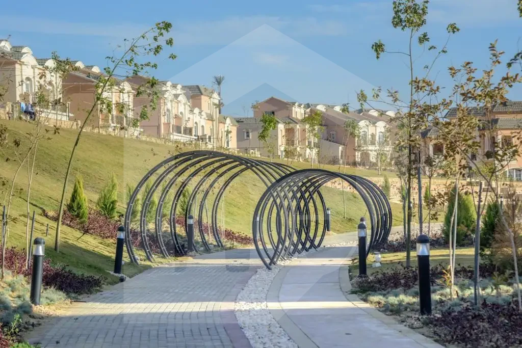 Town house middle for sale at New Cairo